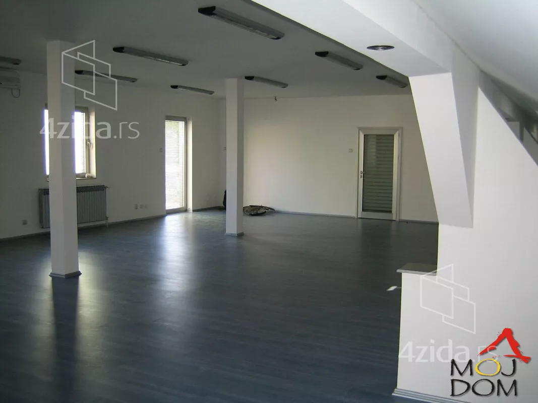 Poslovni prostor | 4zida