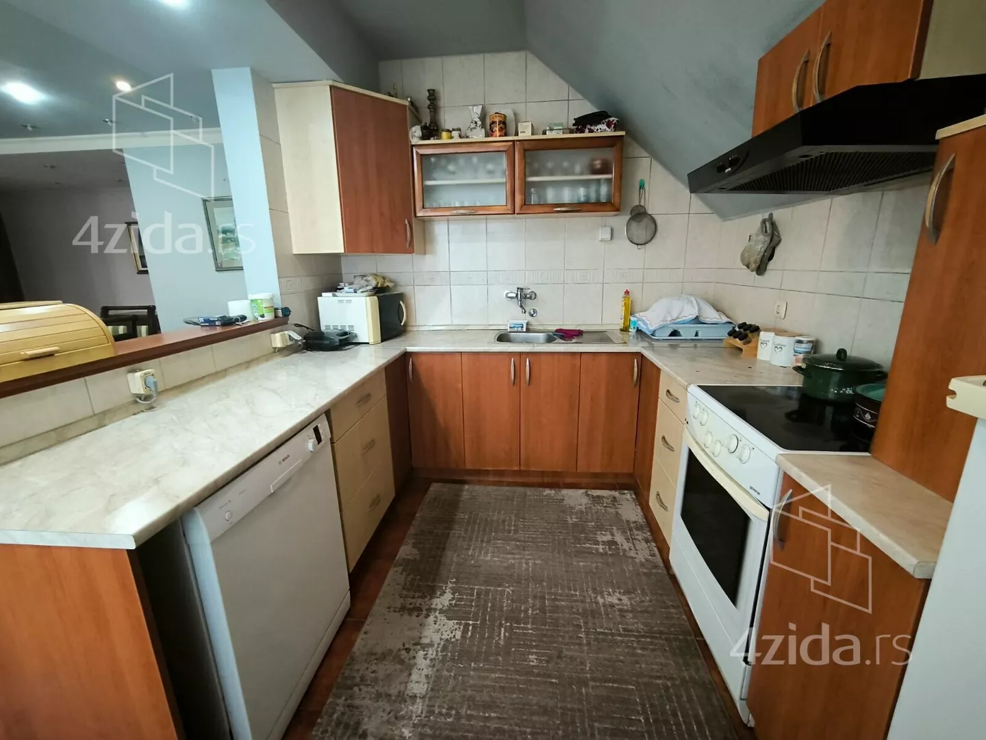 3-etažna kuća | 4zida