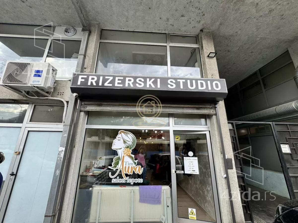 Poslovni prostor | 4zida