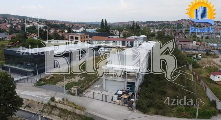 Poslovni prostor | 4zida