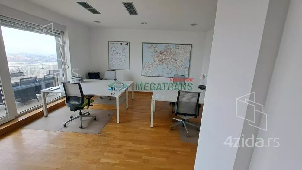 Petosoban stan | 4zida