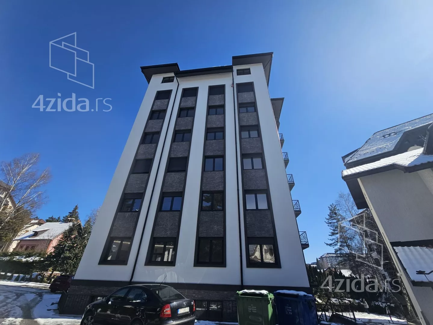 Jednoiposoban stan | 4zida