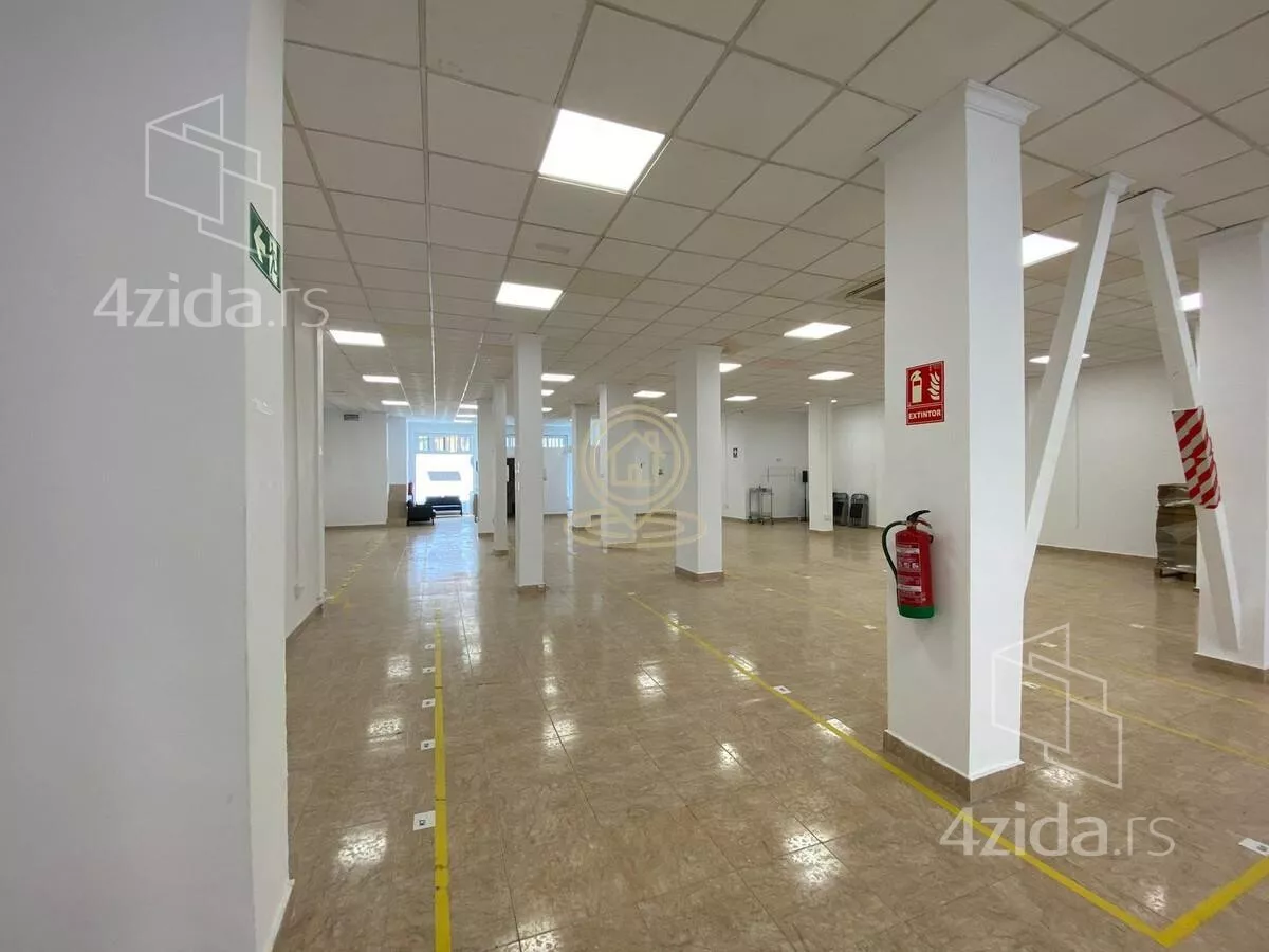 Poslovni prostor | 4zida