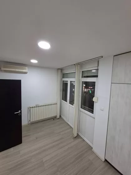 Obrenovićeva | 4zida.rs