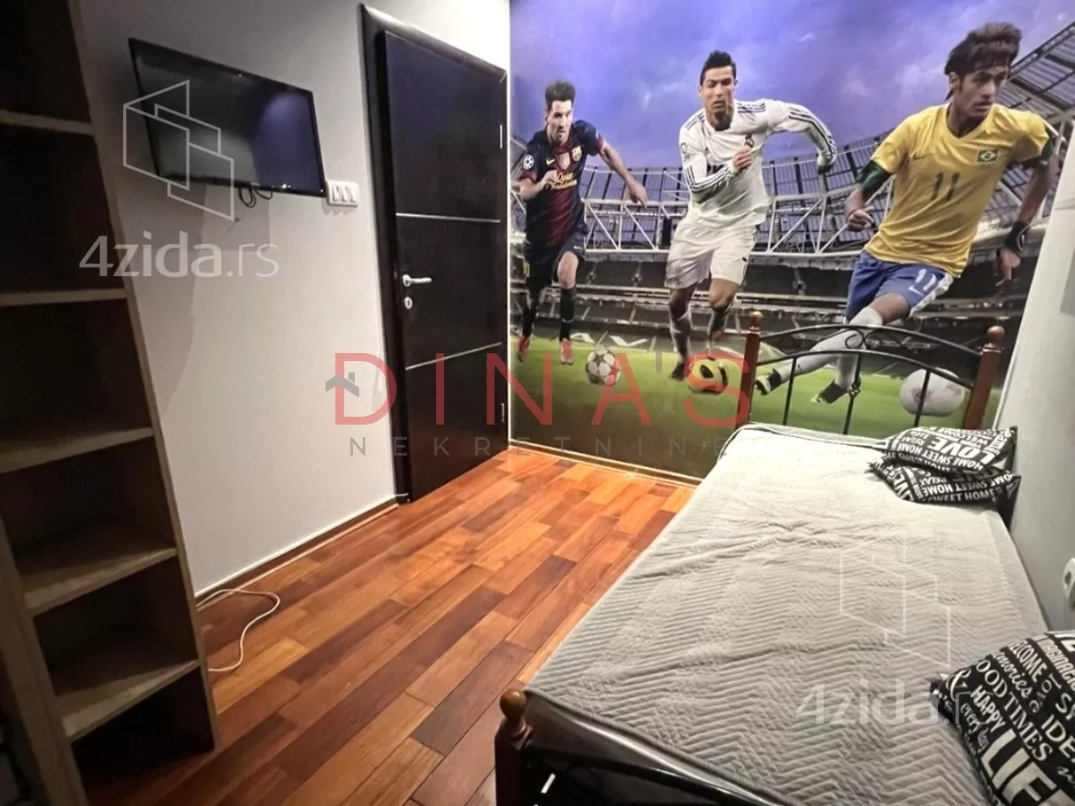 Dvoiposoban stan | 4zida