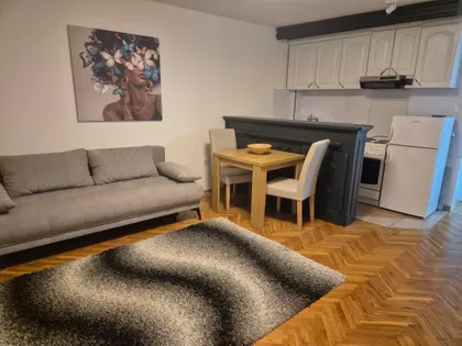 Žitni Trg | 4zida.rs
