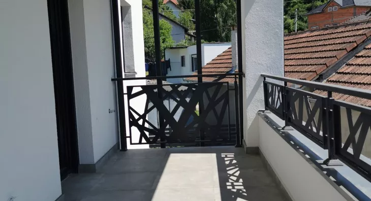 Četvoroiposoban stan | 4zida