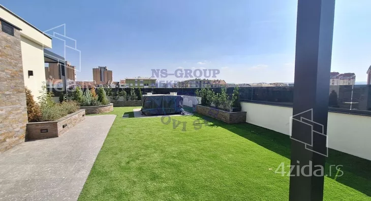 Petosoban stan | 4zida