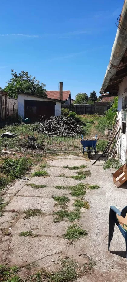 Mali Bajmok | 4zida.rs