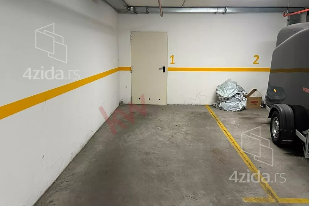 Garaža | 4zida
