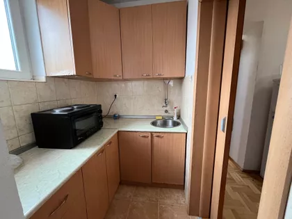 Železnička Kolonija | 4zida.rs