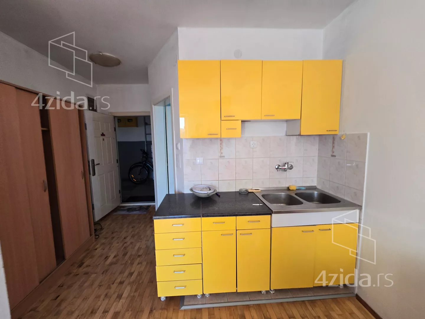Garsonjera | 4zida