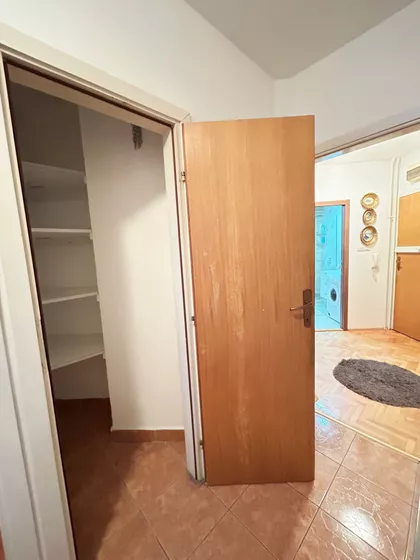 Ratka Mitrovića | 4zida.rs