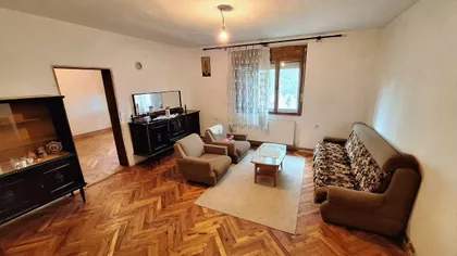 Botoš | 4zida.rs