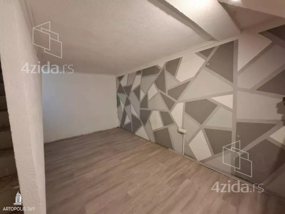 3-etažna kuća | 4zida