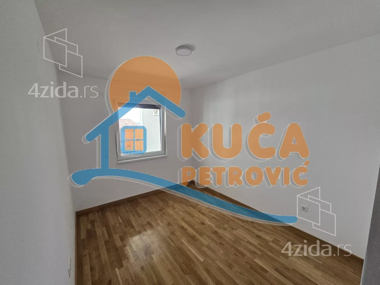 Lokal | 4zida