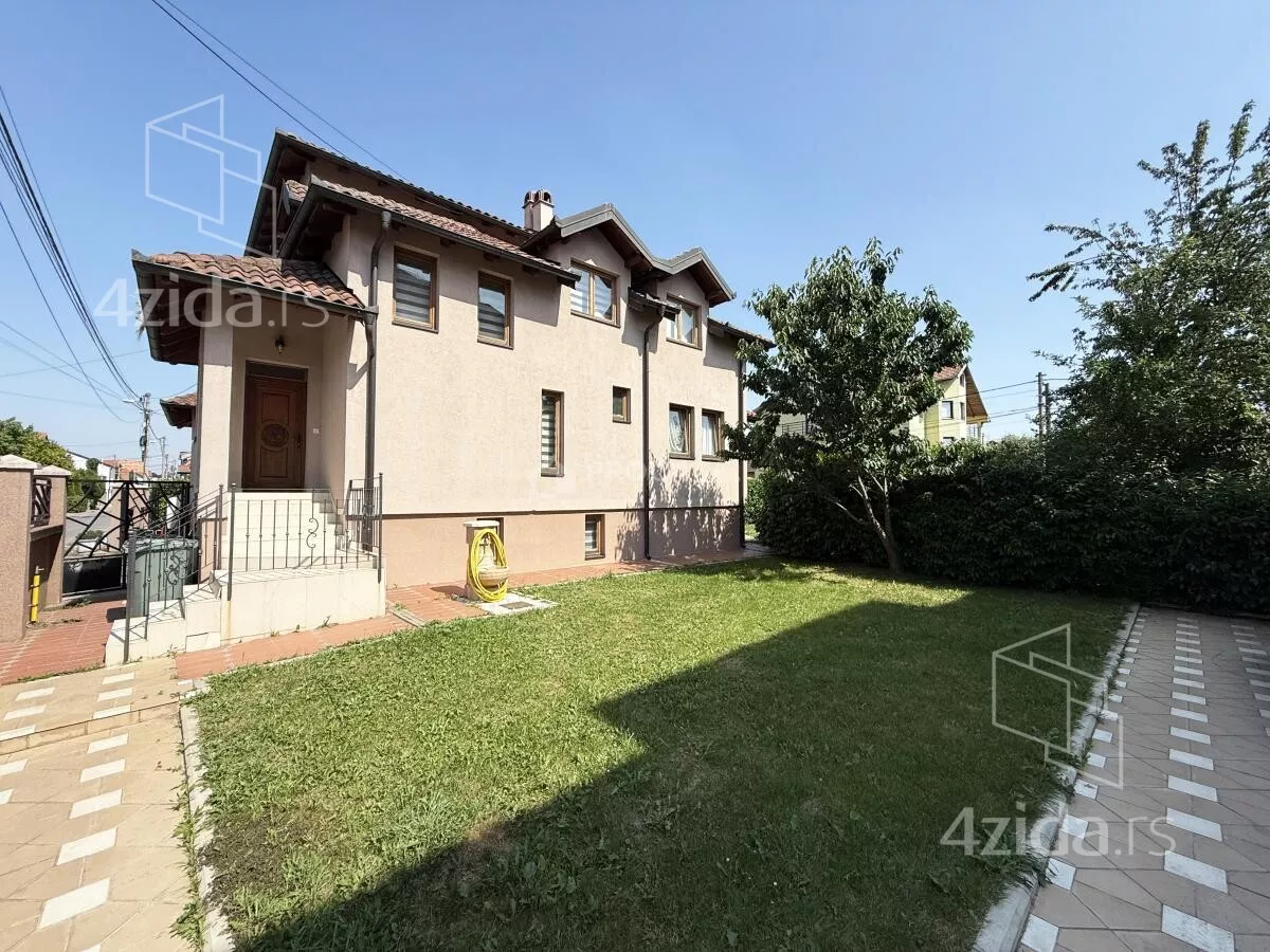 Kuća | 4zida