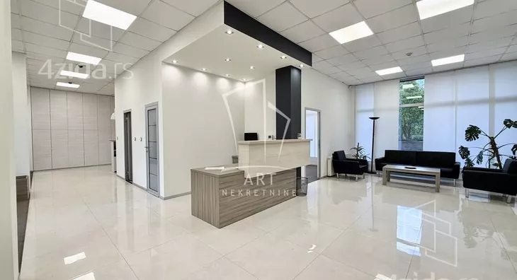 Poslovni prostor | 4zida