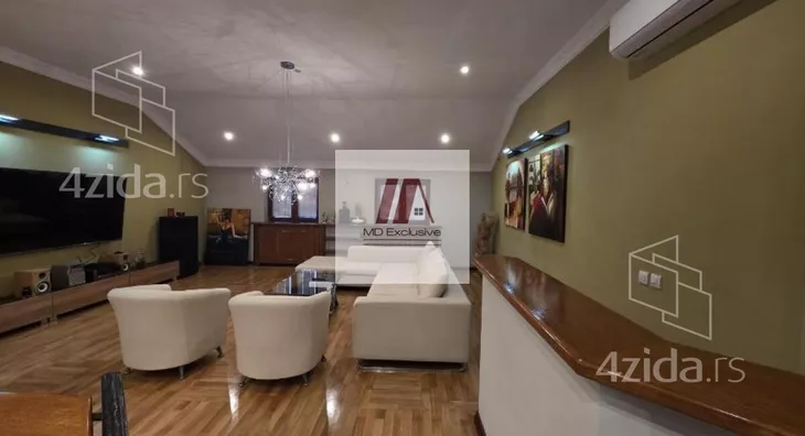 Petosoban stan | 4zida