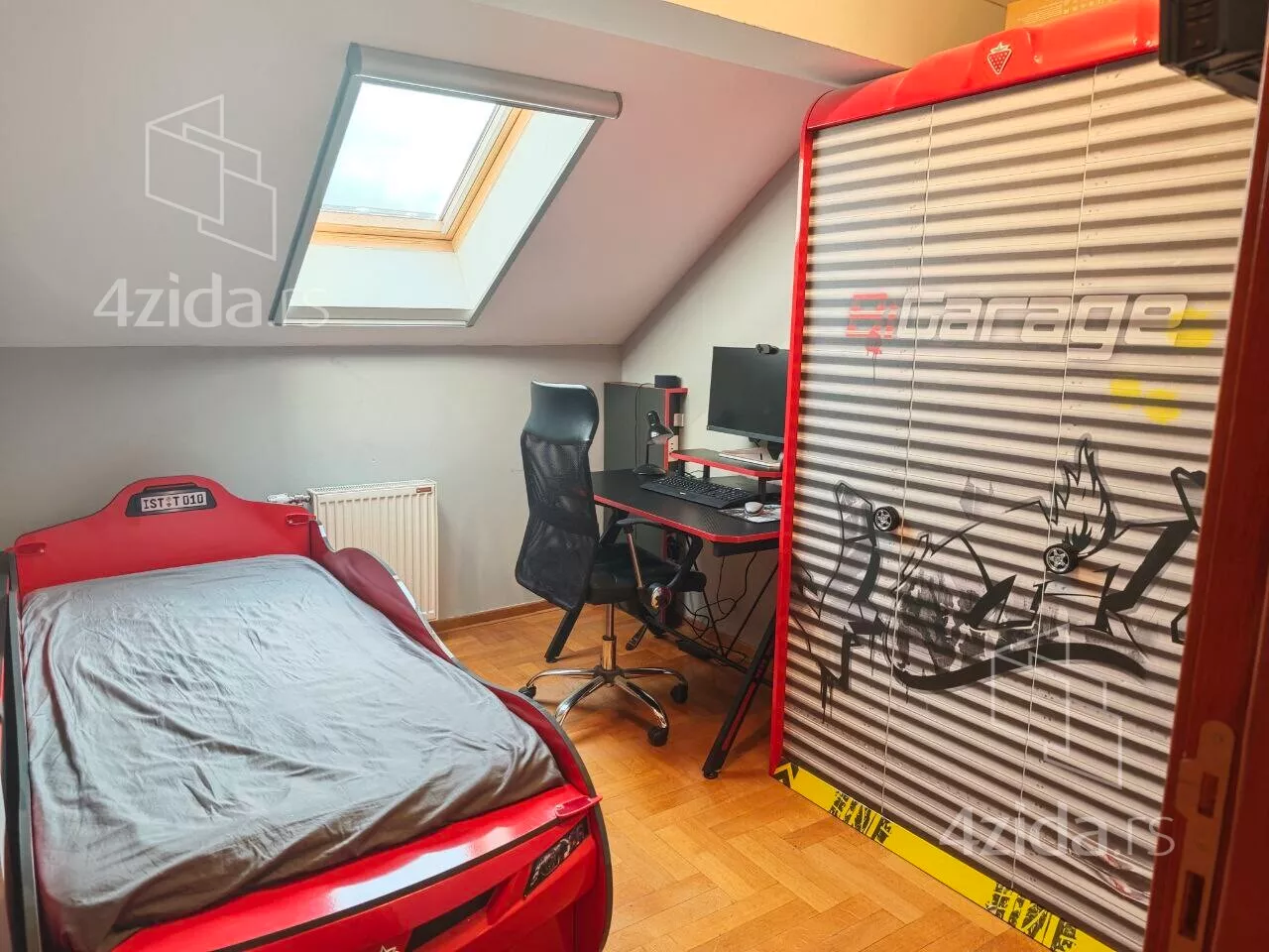 Troiposoban stan | 4zida