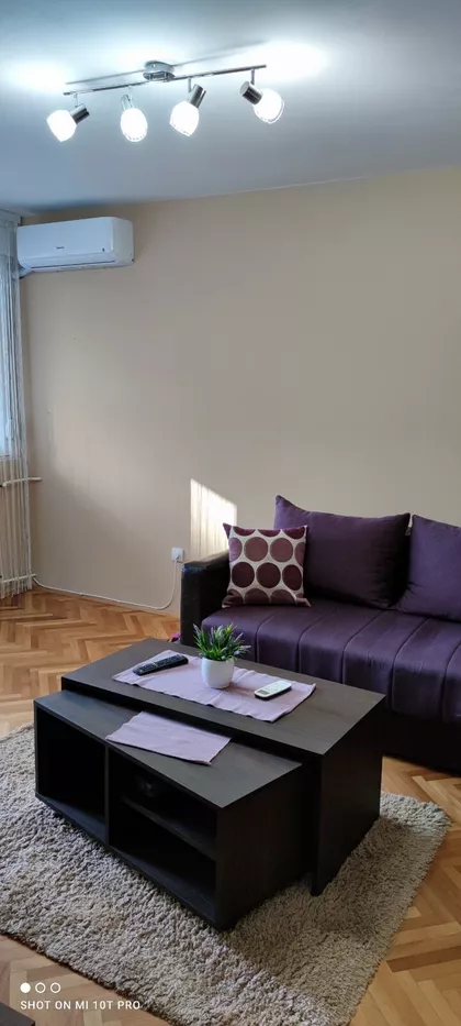 Pariske Komune | 4zida.rs