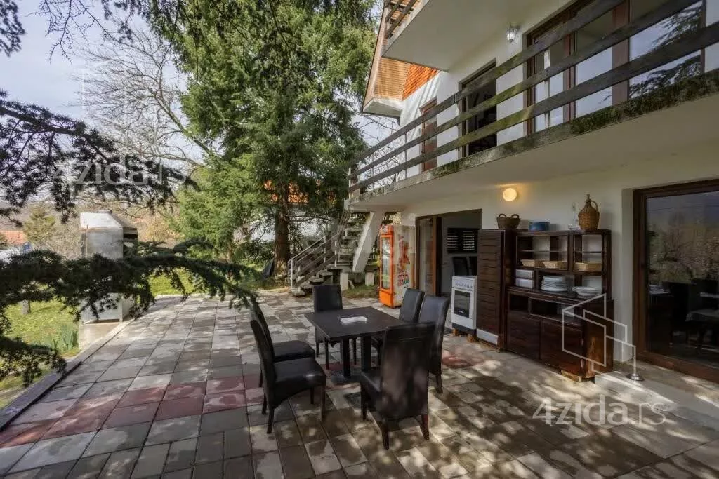 3-etažna kuća | 4zida