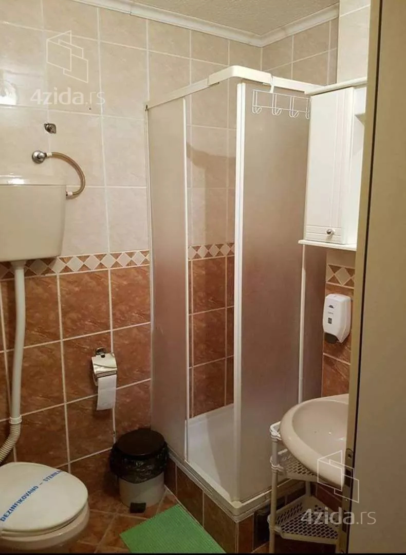 Ugostiteljski objekat | 4zida