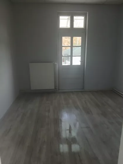 Žike Valjarevića 3 | 4zida.rs