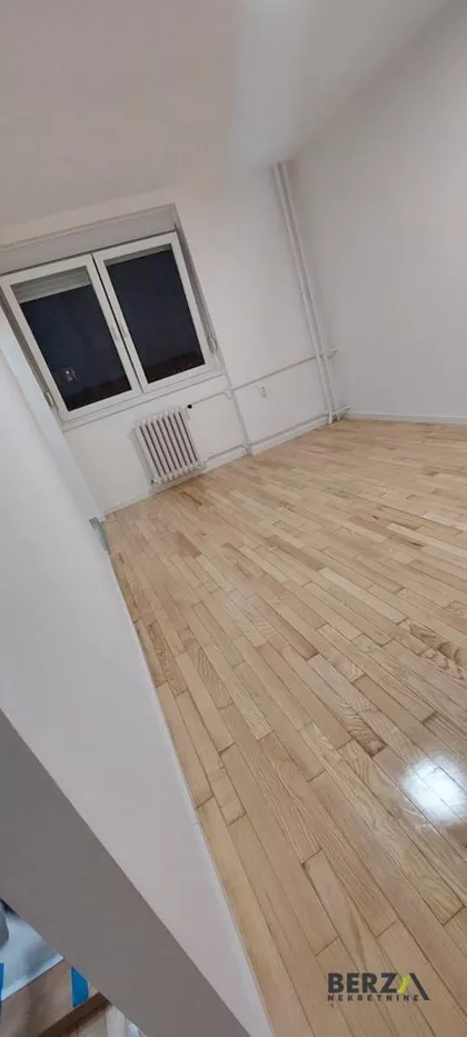 Železnička stanica | 4zida.rs