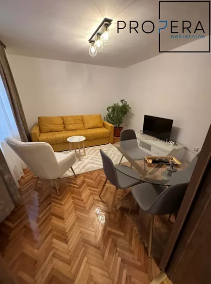 Vojvode Mišića | 4zida.rs
