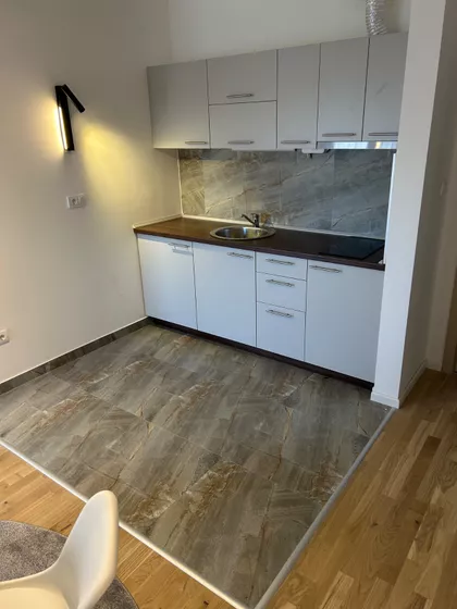 Janka Veselinovića 56 | 4zida.rs