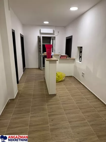 Miće Popovića | 4zida.rs