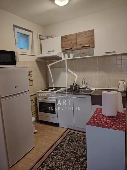 Davorina Jenka | 4zida.rs