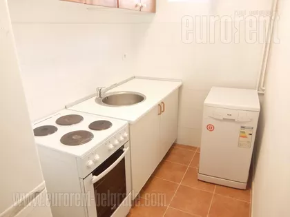 KOSANČIĆEV VENAC | 4zida.rs