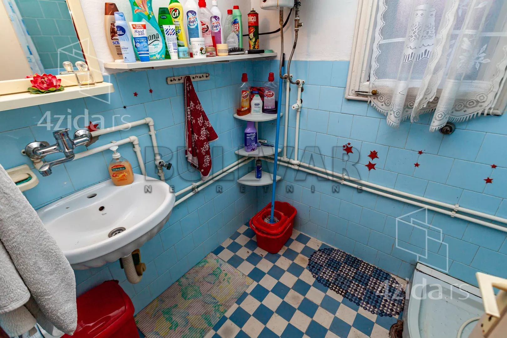 Troiposoban stan | 4zida