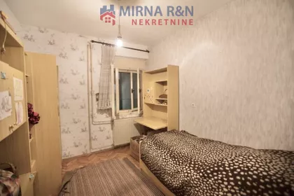 Bulevar Patrijarha Pavla (Somborski Bulevar) | 4zida.rs