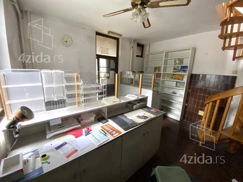 Lokal | 4zida