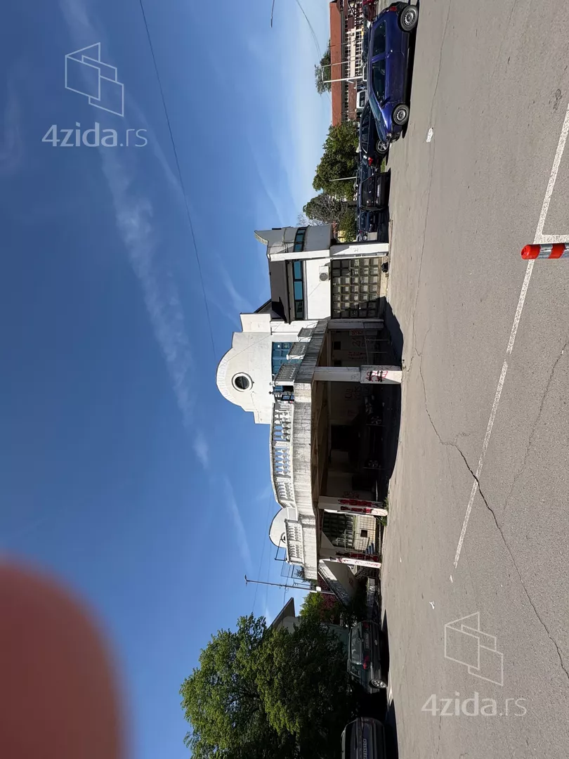 Poslovni prostor | 4zida