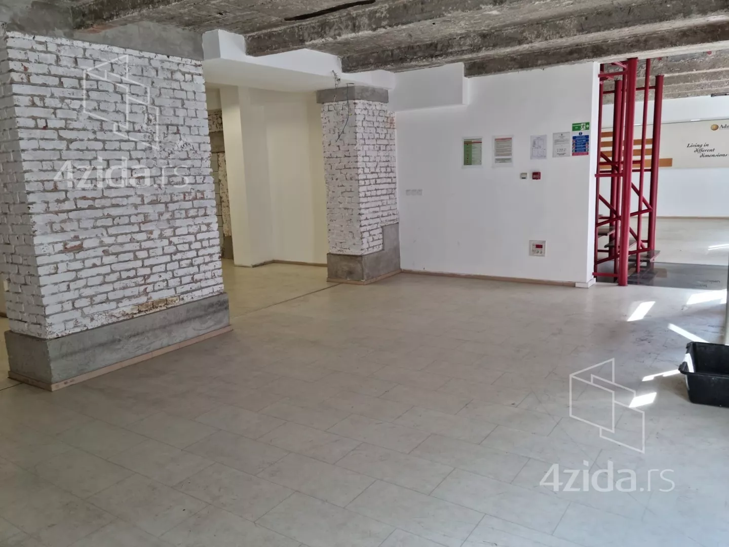 Poslovni prostor | 4zida