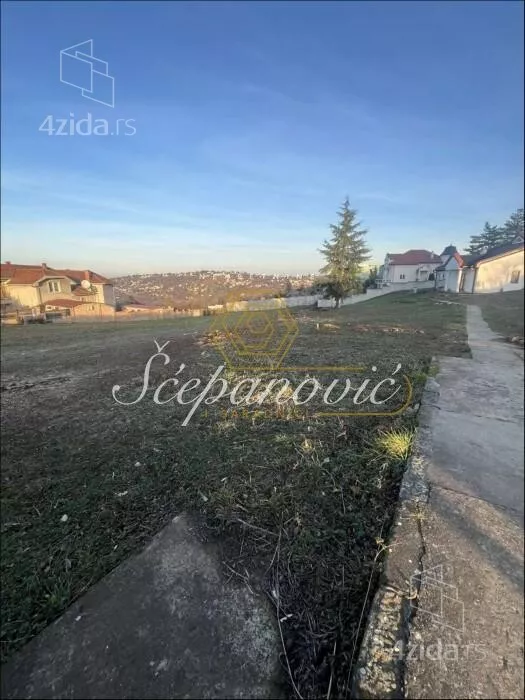 Građevinsko zemljište | 4zida