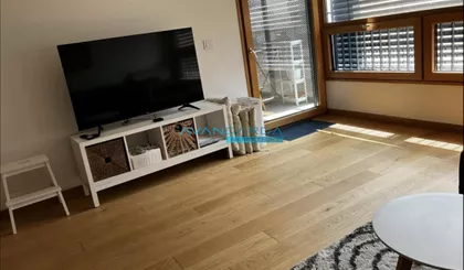 Tadije Sondermajera | 4zida.rs