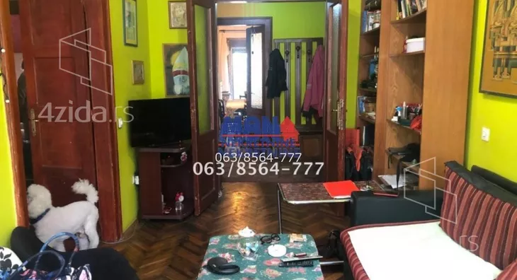 Četvoroiposoban stan | 4zida