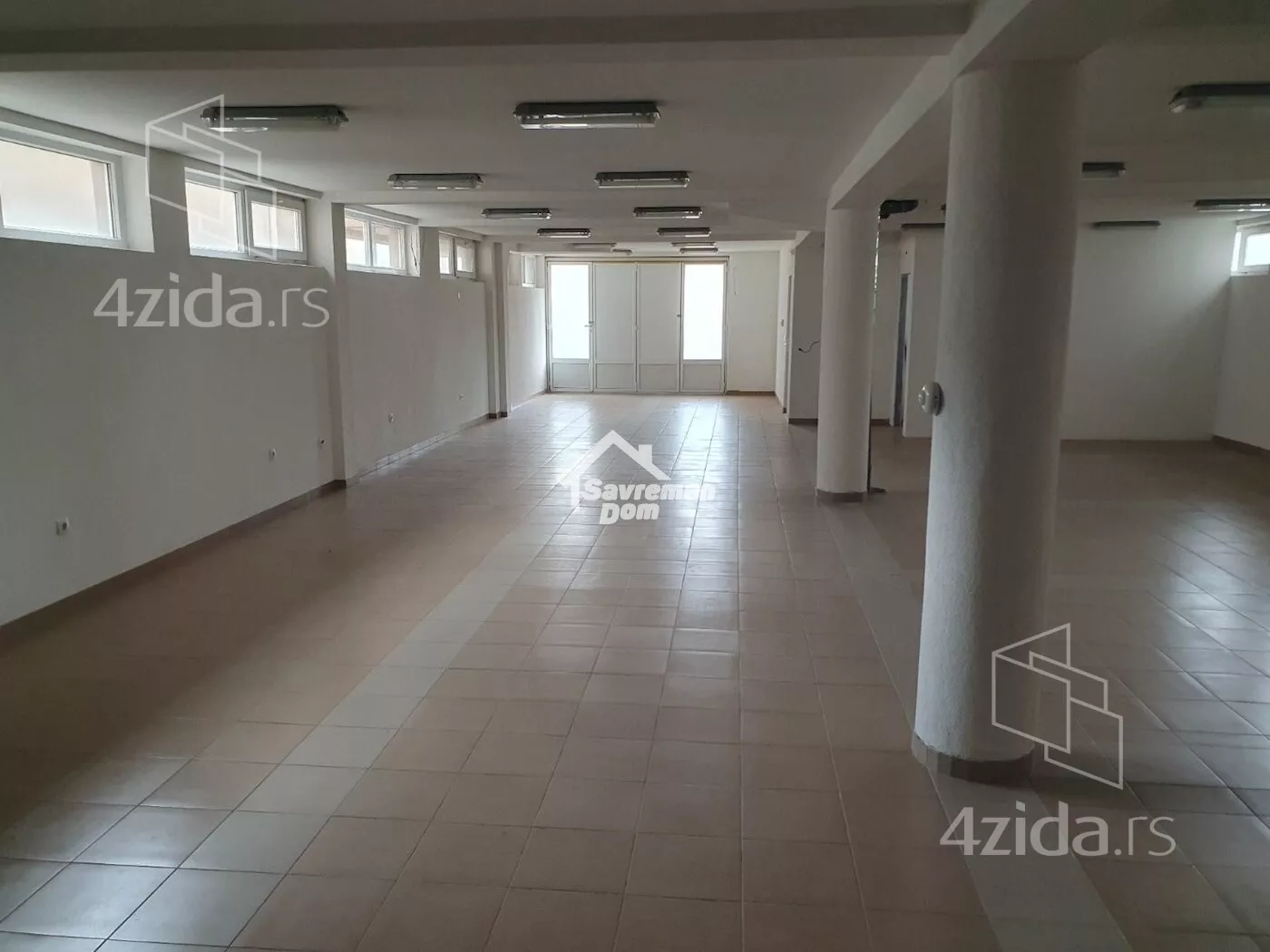 Poslovni prostor | 4zida