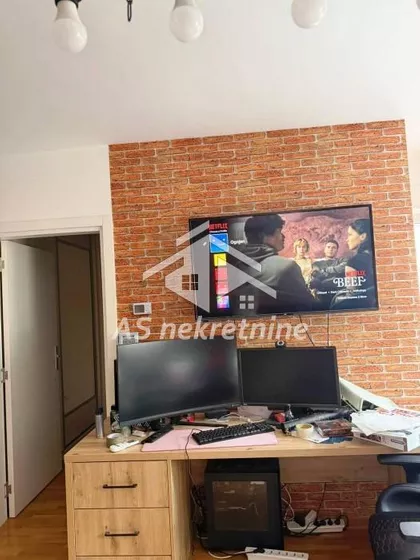 Južni Bulevar | 4zida.rs