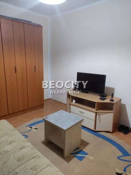 Poljoprivredno dobro 13. maj | 4zida.rs