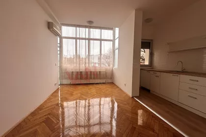 Majke Jevrosime | 4zida.rs