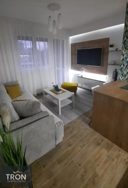 Nemanjina | 4zida.rs