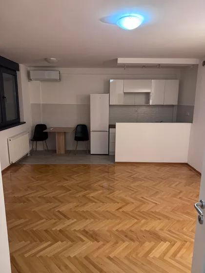 Milentijeva | 4zida.rs