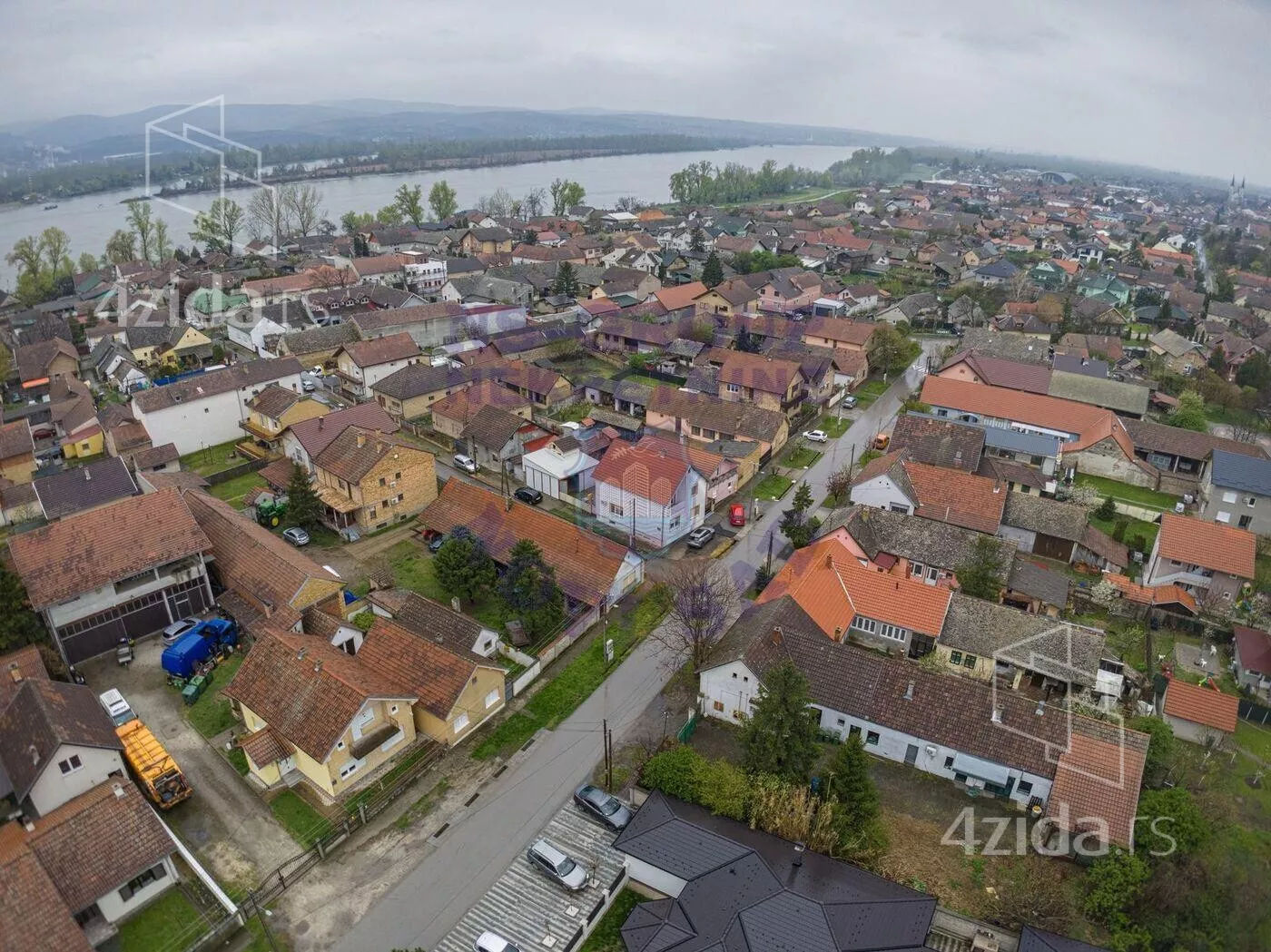 3-etažna kuća | 4zida