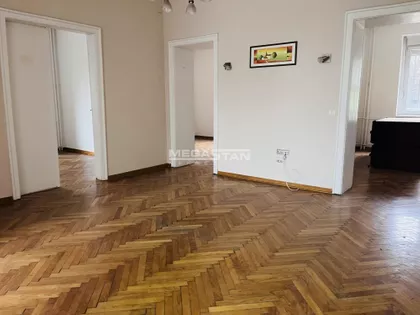 Ustanička | 4zida.rs